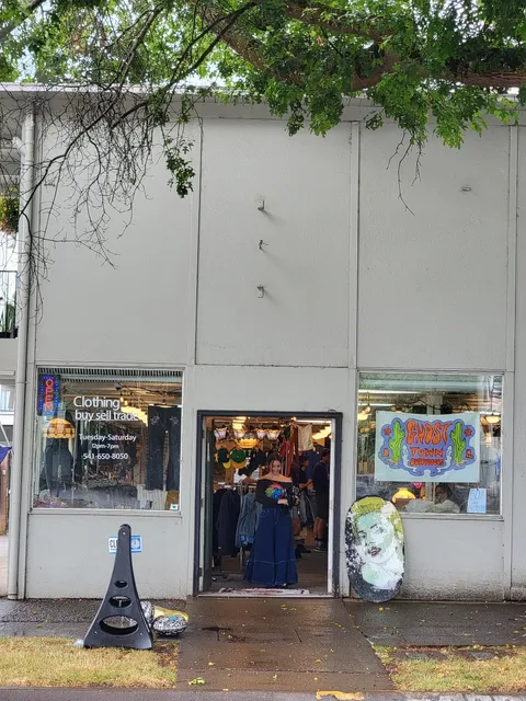 Ghost town outfitters