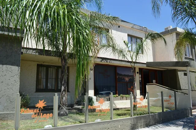 Hotel Palmas del Lago