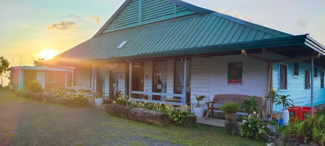 Ocean & Mountain Breeze Camp Resort and Lodging