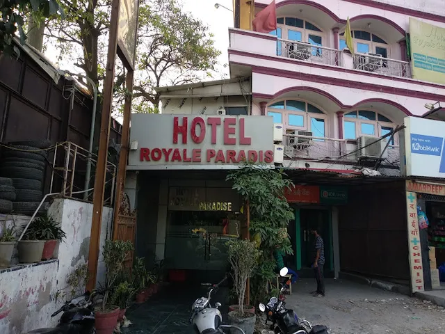 Hotel Royale Paradise