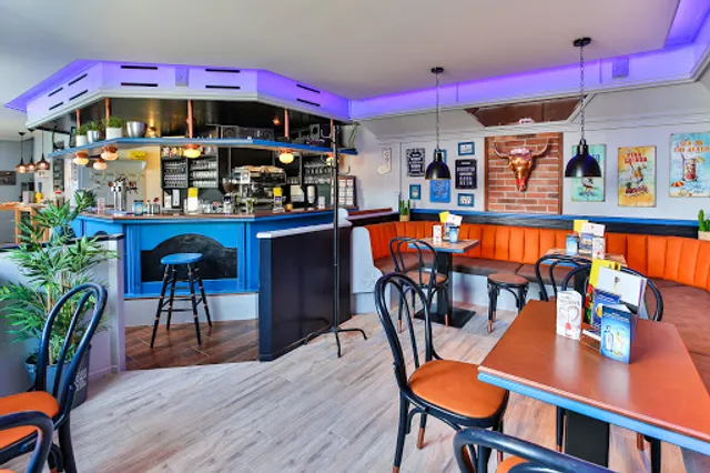 der PLATZ Café & Eis & Pub