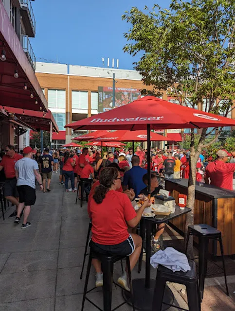 Holy Grail Tavern & Grille