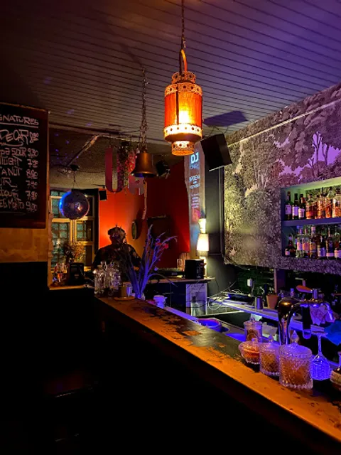 Themenbar ,,Oh! Calcutta! Fastkönigreich Portien"