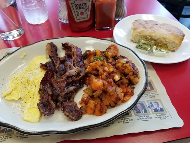 Tastey's Gail's Southern Style Soul Food