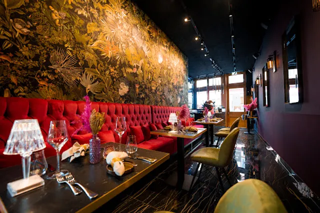 Y Wine & Kitchen Wiesbaden