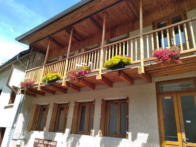 gîte Les Astragales, gîte d'étape et de séjour,