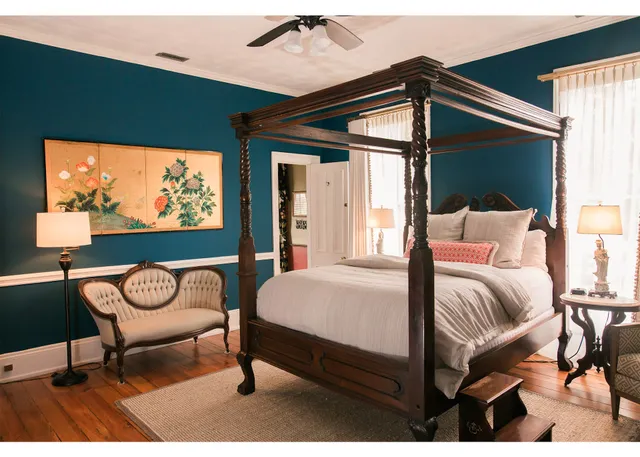 Aerie Bed & Breakfast