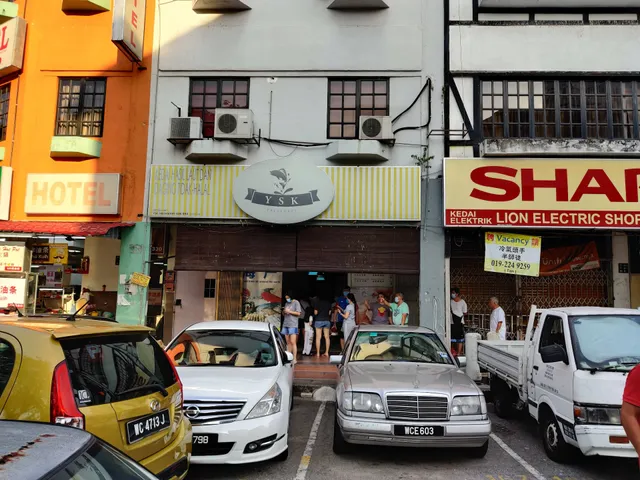 Pasar Pagi • Sungai Long