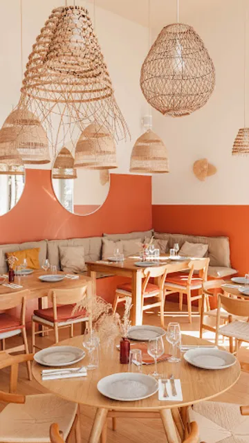 La Piscine Restaurant