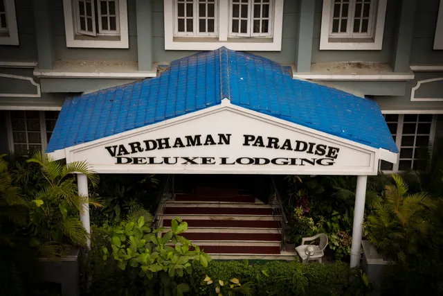 Hotel Vardhaman Paradise