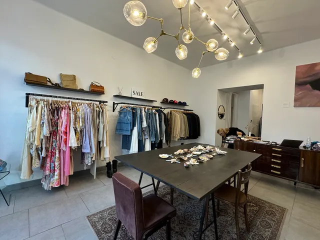 BOHEMA VINTAGE | vintage shop and concept store