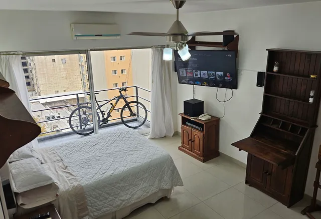 Alquiler temporario - Monoambiente con balcón, cochera privada, TV50' 4K y Sist. Sonido DTS-5.1