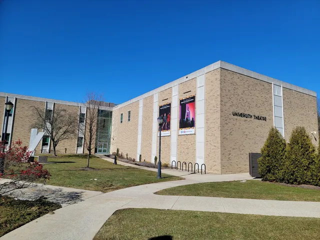 E.O. Bull Center for the Arts