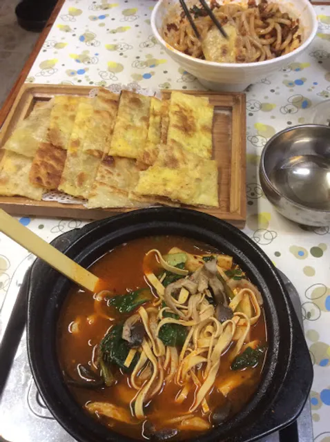 Shunming Muslim Flavor Restaurant