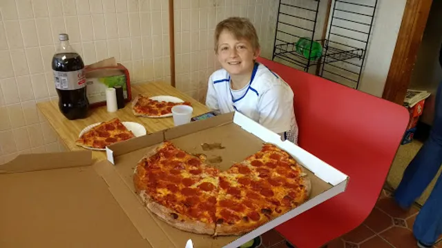 Vinnie's Pizza