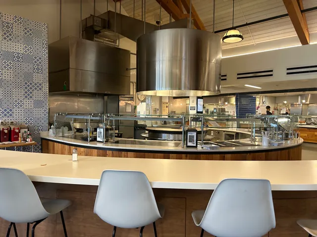 Ripich Commons Dining Hall - University of New England