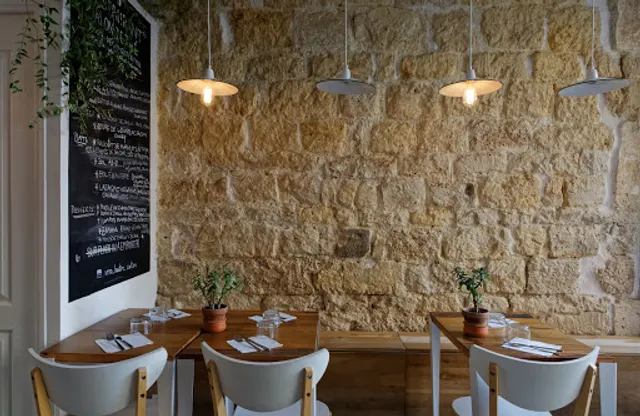 Vero l'Autre Cantine