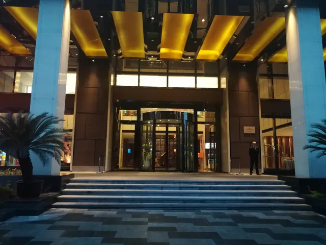 Howard Johnson Jinyi Hotel Chongqing