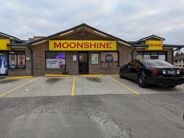 MACKS VAPE STORE & TOBACCO & DELTA THC PRODUCTS & KRATOM & 7 HYDROXY &  GLASS PIPES in Knoxville, United States - reviews,open hours,photo spots,  things to do | WanderBoat AI Trip