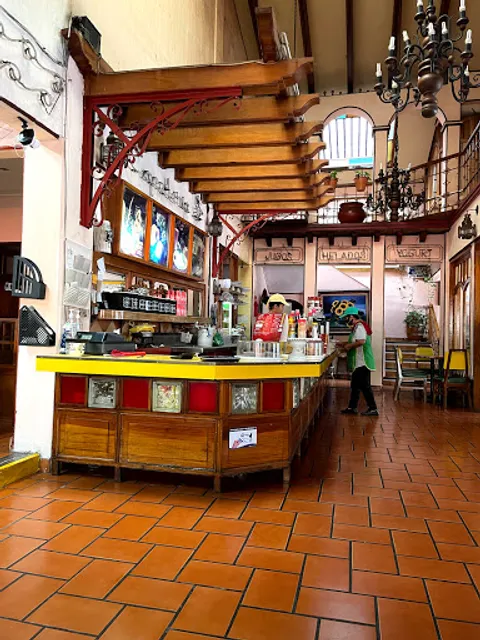 Cafetería California