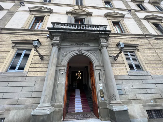 Florence View Apartments