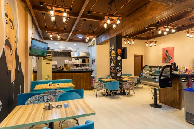 Vibes - Restaurant & Cafe