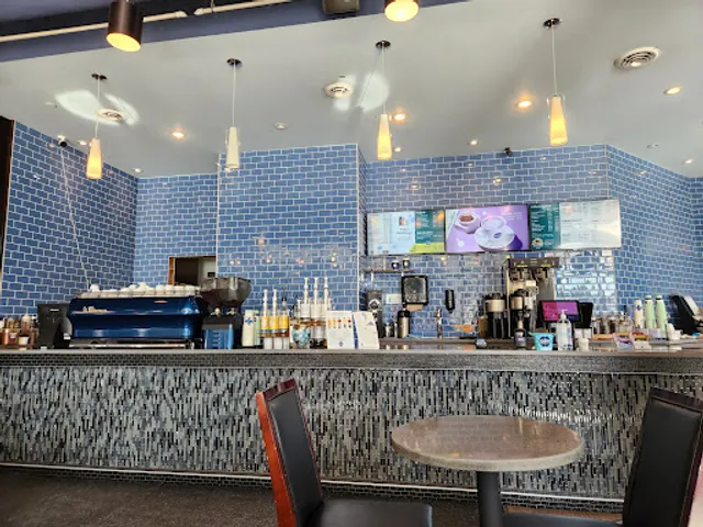 Waves Coffee House - 8th and 8th