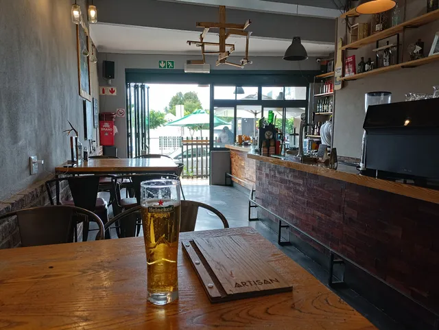 The Artisan Restaurant & Cocktail Bar