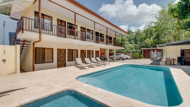 Tropical Beach Hotel, Restaurant & Bar