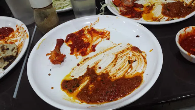 Hungry Eyes Mutlicuisine Restaurant