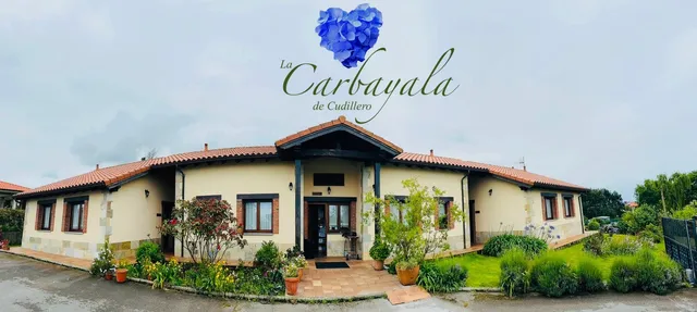 Apartamentos Rurales La Carbayala