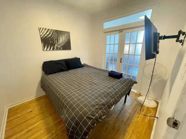 Full Kitchen 10min from DTOWN Room B