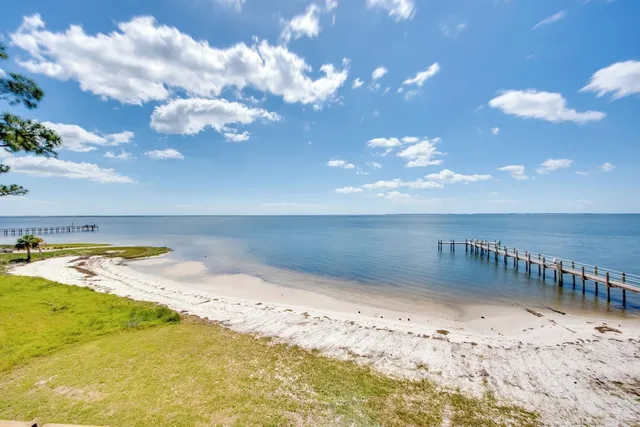 Beach & Dock Access: Lanark Village Escape!