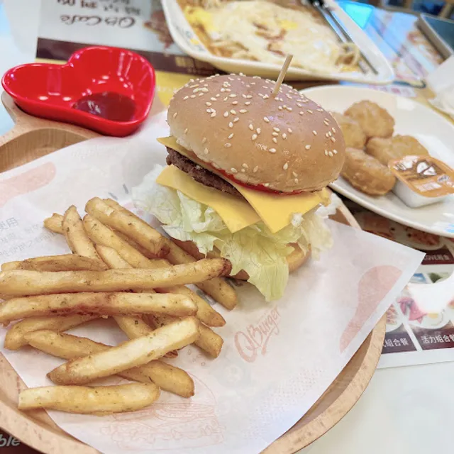 Q Burger 大里仁化店
