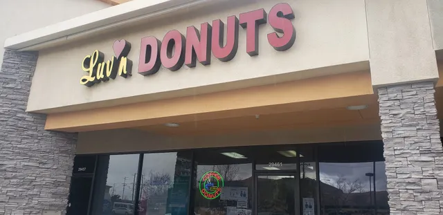 Lov'n Donuts Diner You'll Love