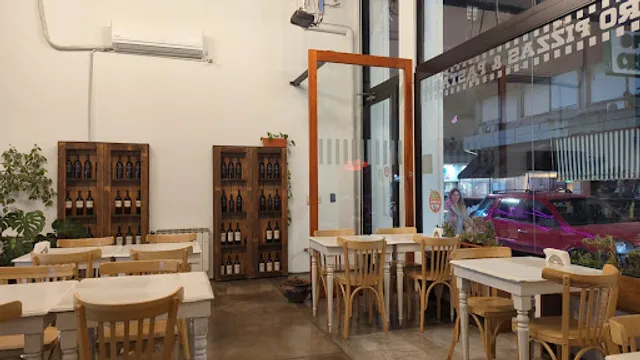 Nostro -pizza y pasta