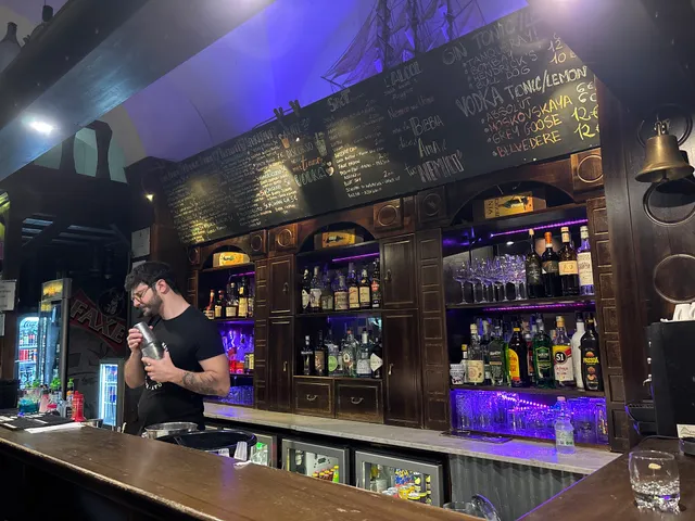 Lupo Drinks and Fun Room