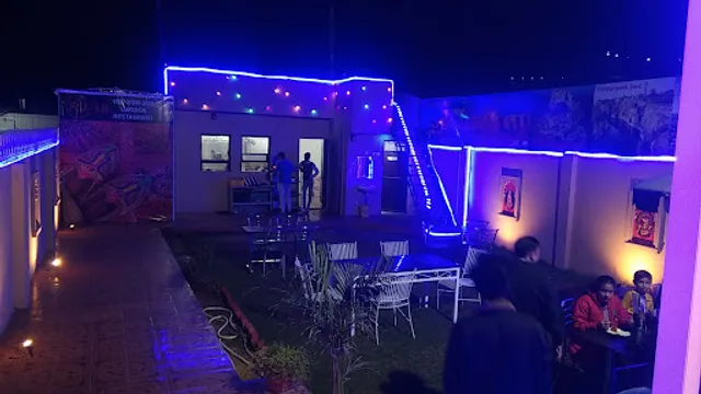 RJ18 veg non veg family restaurant