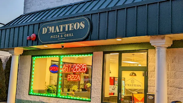 D'Matteos Pizza & Grill | Masala Crust Pizza