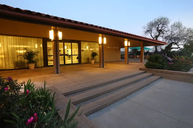 Kellogg West Conference Center and Hotel