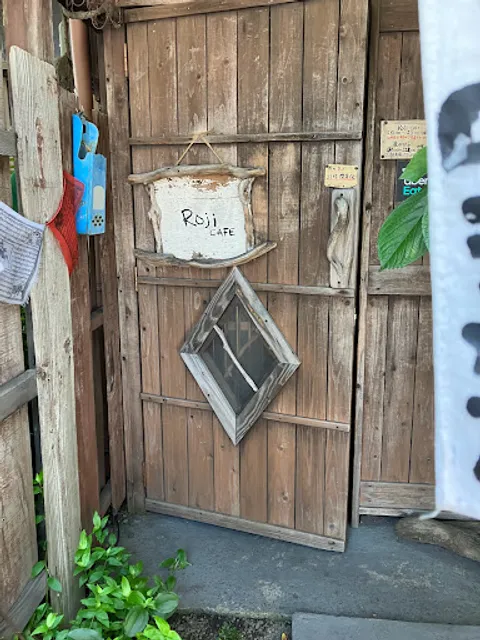 Roji CAFE