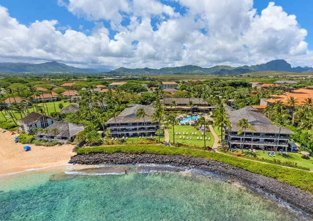 Koʻa Kea Resort on Poipu Beach