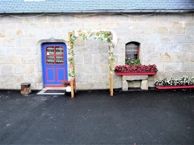 Ferme de Perinaguen : Gites jusqu'à 45 couchages avec salle de réception , calme et campagne, proche plage, Finistère