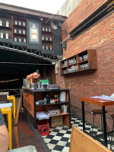 GLOTÓN – ʙᴀʀ ᴅᴇ ᴄᴀʀɴᴇꜱ [Güemes]