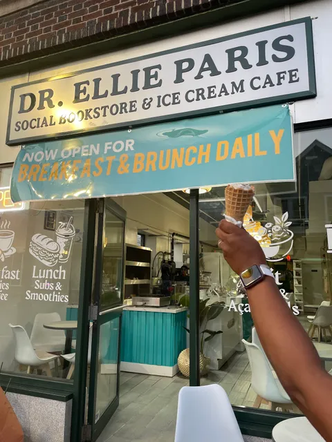 Dr. Ellie Paris Social Bookstore & Ice Cream Cafe