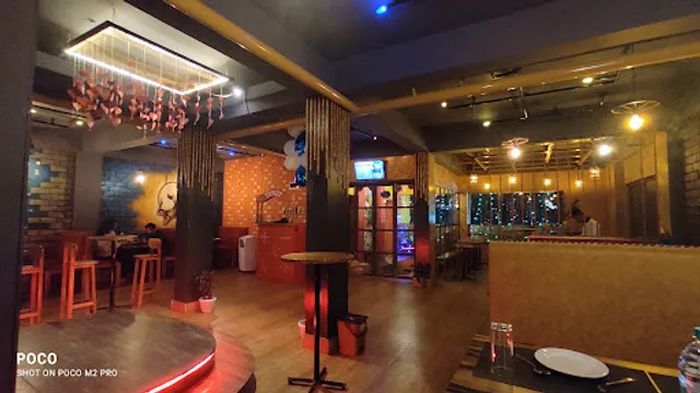 De'Circus by Urbanroots