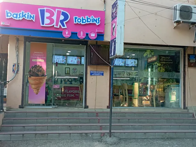 Baskin Robbins