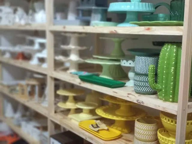 Tea Party - Loja de locação de itens para decoração de festa e balões