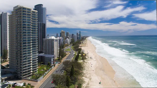 Hi-Surf Beachfront Resort Apartments