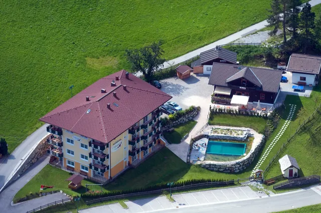 Aparthotel Almrösl